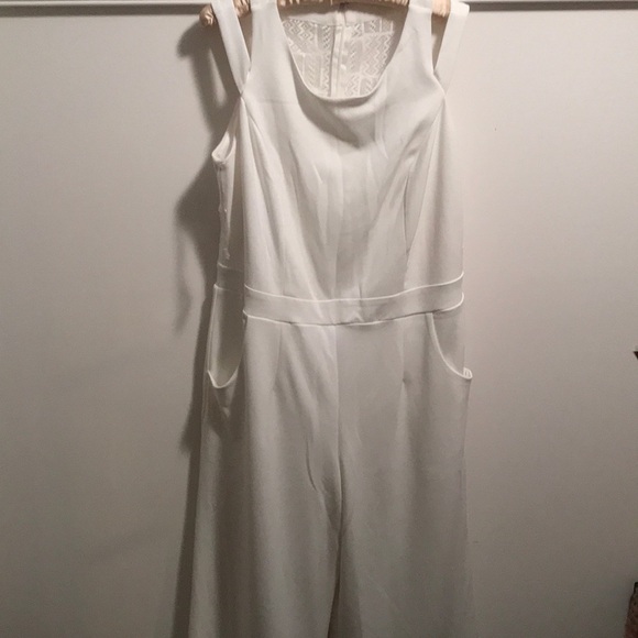 COPY - New sz 14 Ashley Stewart Jumpsuit white pockets - Picture 1 of 7